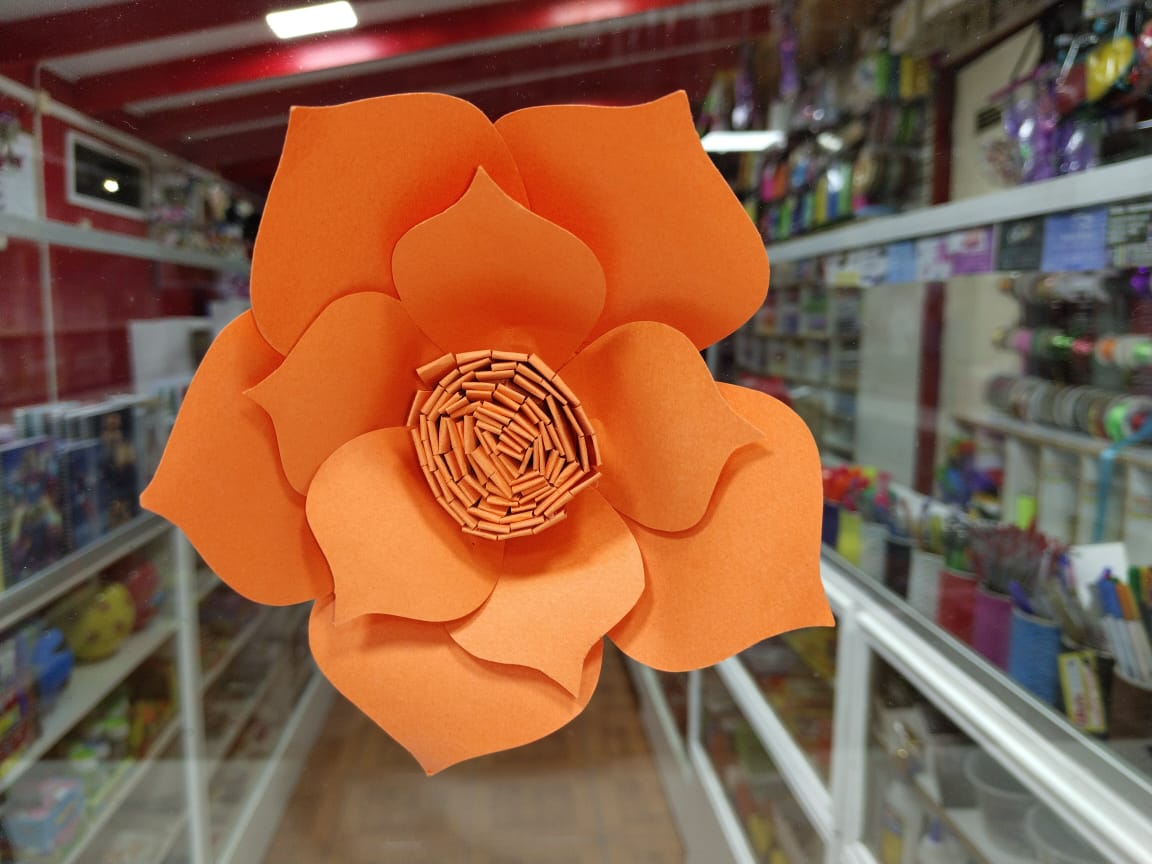 FLORES DE PAPEL