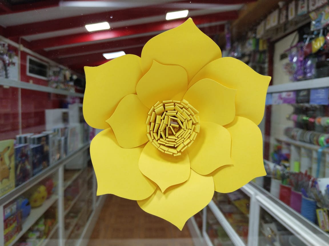 FLORES DE PAPEL
